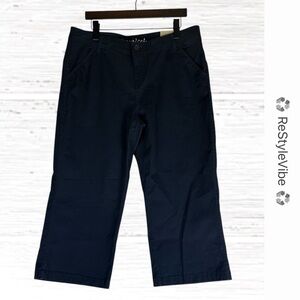MAURICES Size 15/16 Pants Capri Cropped Khakis Chinos Flat Front Stretch Navy